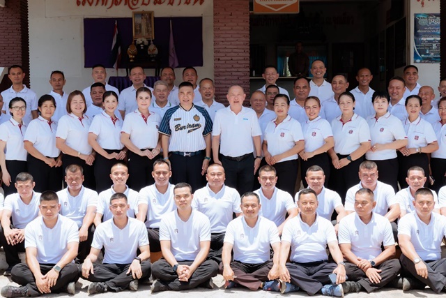 ผบช.ภ.3 พล.ต.ท.พฤทธิพงษ์ ทำบุญโรงพักคูเมือง