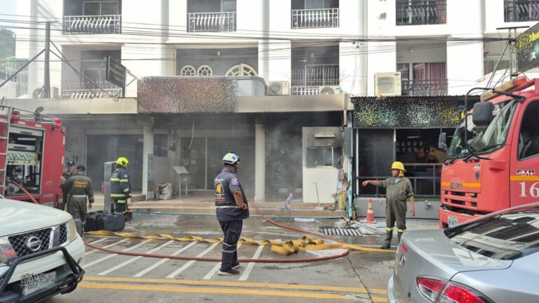 เพลิงไหม้ร้านนวดเพื่อสุขภาพที่พัทยา โชคดีเจ้าหน้าที่ดับทัน